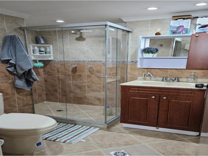Casa de 3 alcobas en venta en Laureles, Medellín, 80 m² · foto 13 de 18