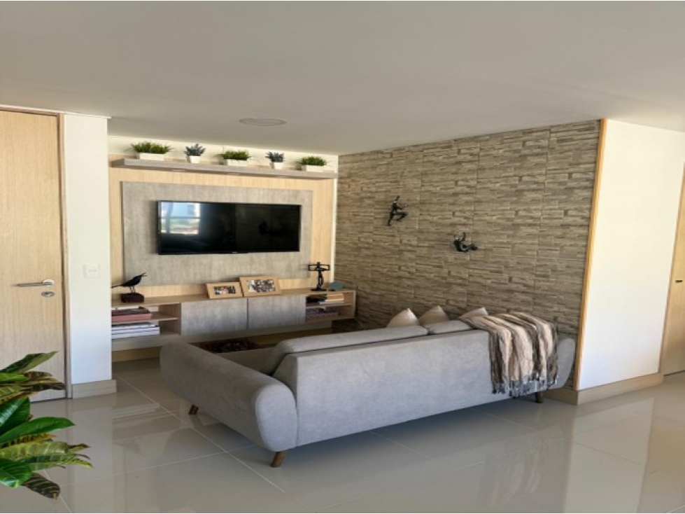 Apartamento en venta en Loma Del Indio, Medellín · foto 8 de 12