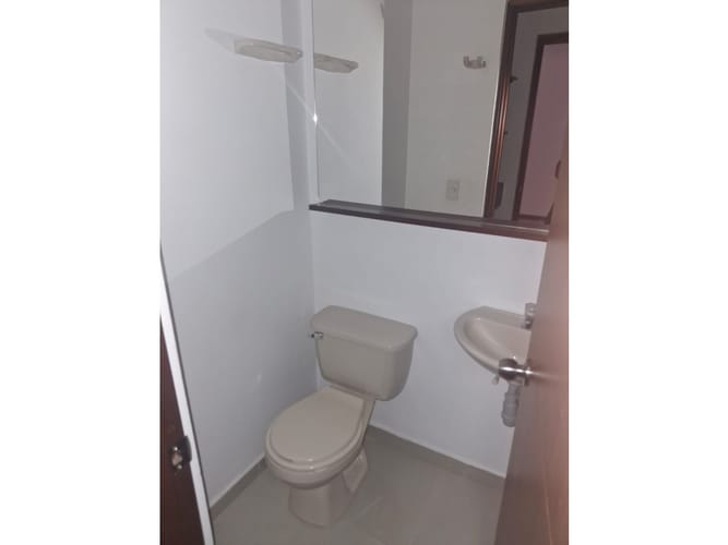 Apartamento en venta en El Dorado, Envigado, 69 m² · foto 19 de 22