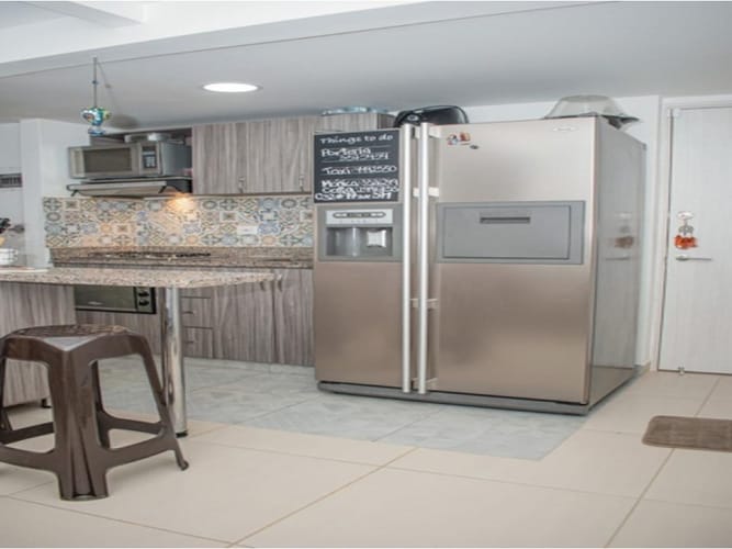 Apartamento de 3 alcobas en venta en San Jose, Sabaneta, 59 m² · foto 2 de 6