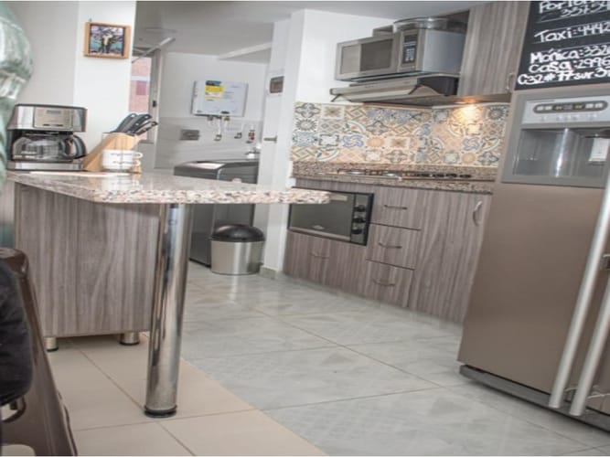 Apartamento de 3 alcobas en venta en San Jose, Sabaneta, 59 m² · foto 3 de 6