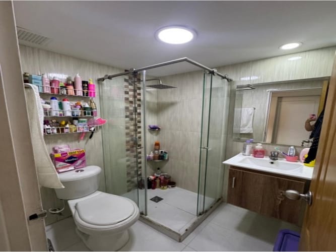 Apartamento de 3 alcobas en venta en El Dorado, Envigado, 84 m² · foto 13 de 19