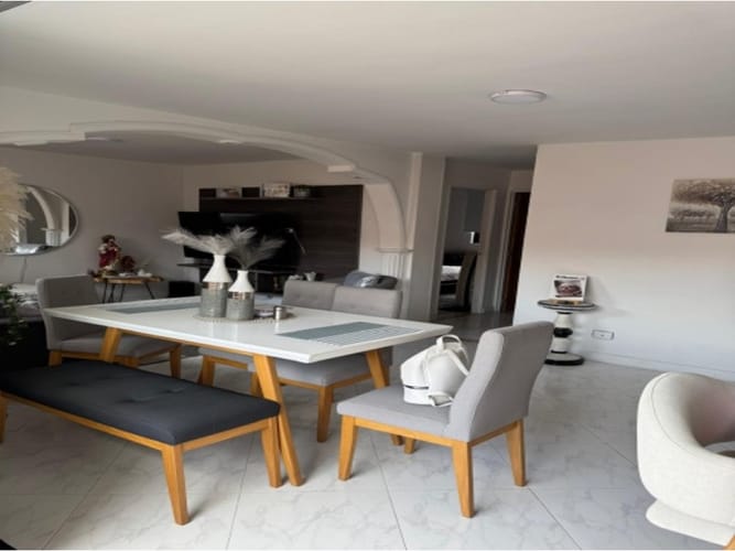 Apartamento de 3 alcobas en venta en El Dorado, Envigado, 84 m² · foto 17 de 19