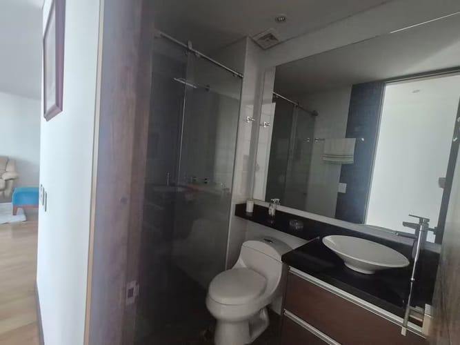 Apartamento de 3 alcobas en venta en Santa Barbara Central, Bogotá, 128 m² · foto 7 de 19
