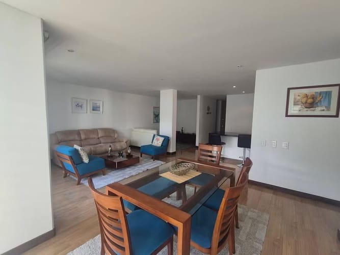 Apartamento de 3 alcobas en venta en Santa Barbara Central, Bogotá, 128 m² · foto 9 de 19