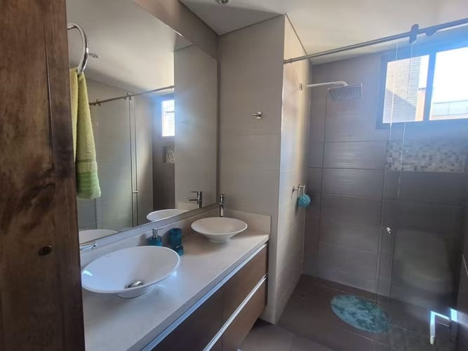 Apartamento de 3 alcobas en venta en Santa Barbara Central, Bogotá, 128 m² · foto 16 de 19