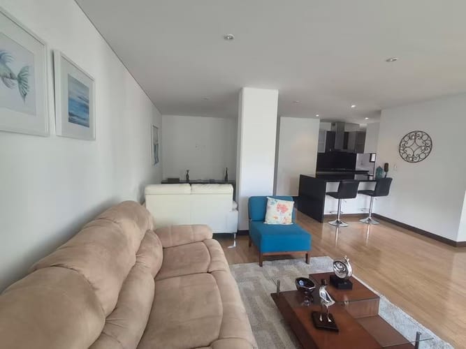 Apartamento de 3 alcobas en venta en Santa Barbara Central, Bogotá, 128 m² · foto 10 de 19