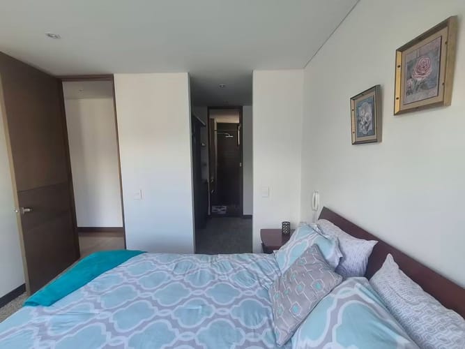Apartamento de 3 alcobas en venta en Santa Barbara Central, Bogotá, 128 m² · foto 11 de 19