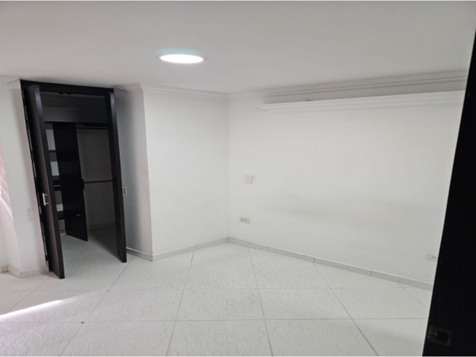 Apartamento en venta en Calasanz, Medellín · foto 6 de 11