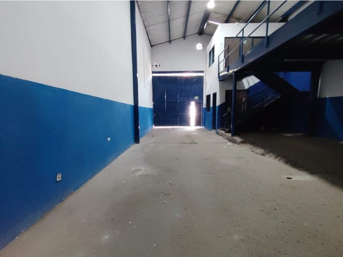 Bodega en arriendo en Miranda, Medellín, 280 m² · foto 8 de 20