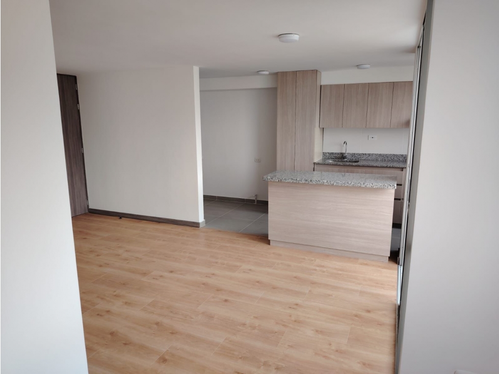 Apartamento en venta en Calasanz, Medellín · foto 4 de 13