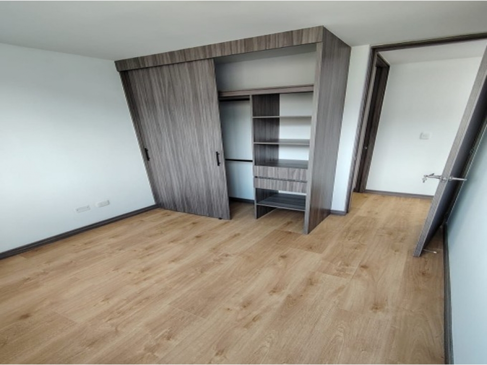 Apartamento en venta en Calasanz, Medellín · foto 7 de 13