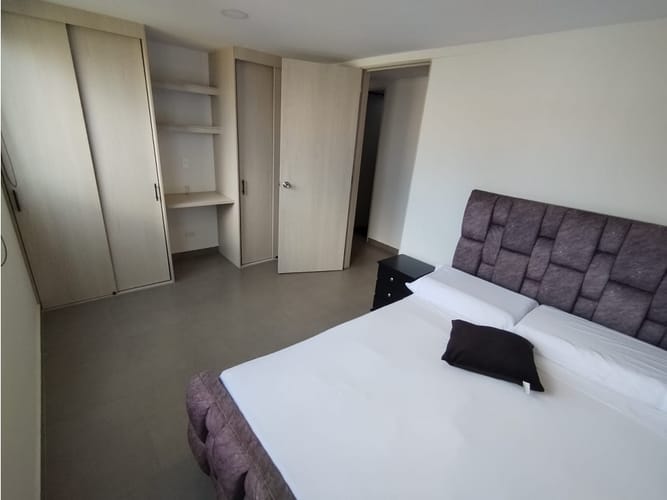Apartamento de 2 alcobas en venta en San Jose, Sabaneta, 58 m² · foto 4 de 13