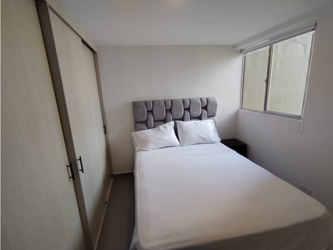Apartamento de 2 alcobas en venta en San Jose, Sabaneta, 58 m² · foto 5 de 13