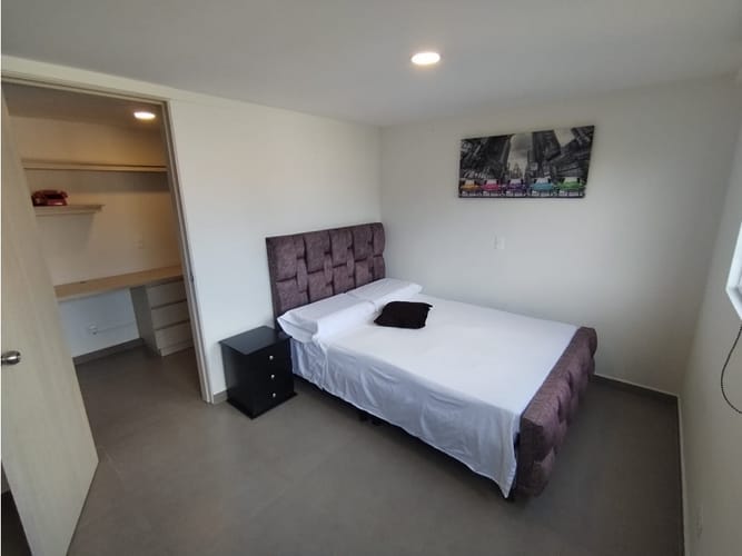 Apartamento de 2 alcobas en venta en San Jose, Sabaneta, 58 m² · foto 6 de 13