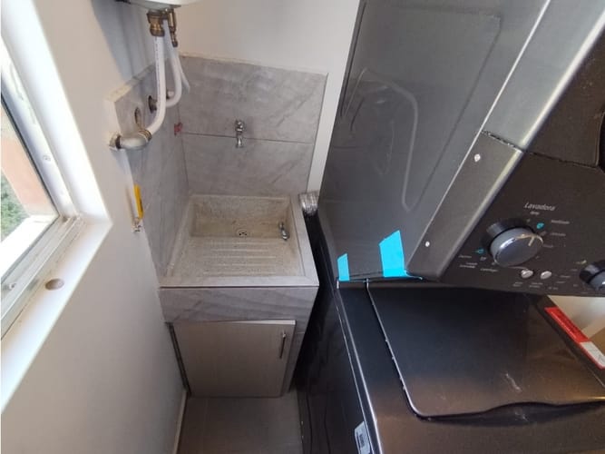 Apartamento de 2 alcobas en venta en San Jose, Sabaneta, 58 m² · foto 8 de 13
