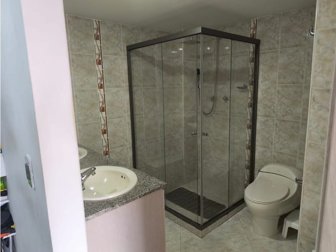 Apartamento de 4 alcobas en venta en Laureles, Medellín, 158 m² · foto 8 de 24
