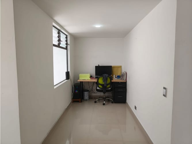 Apartamento de 4 alcobas en venta en Laureles, Medellín, 158 m² · foto 10 de 24