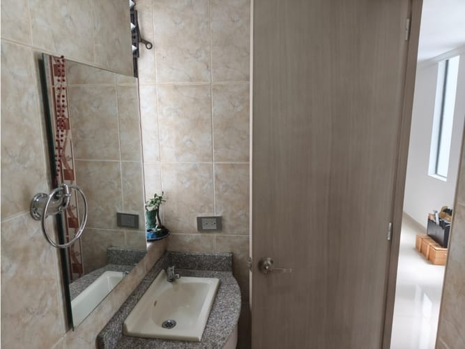 Apartamento de 4 alcobas en venta en Laureles, Medellín, 158 m² · foto 12 de 24