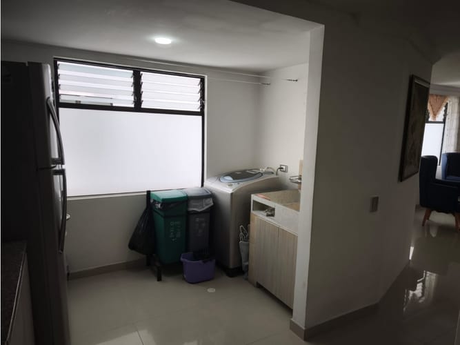 Apartamento de 4 alcobas en venta en Laureles, Medellín, 158 m² · foto 22 de 24
