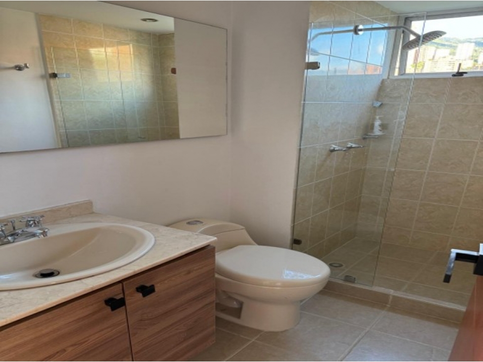 Apartamento en venta en El Poblado, Medellín · foto 11 de 18