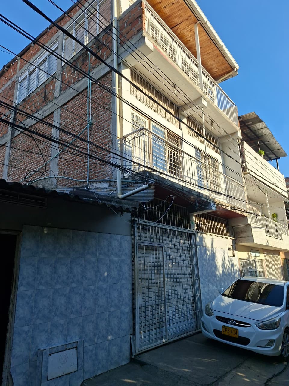 Casa de 7 habitaciones en venta en Los Lagos, Cali — imagen 1 de 15