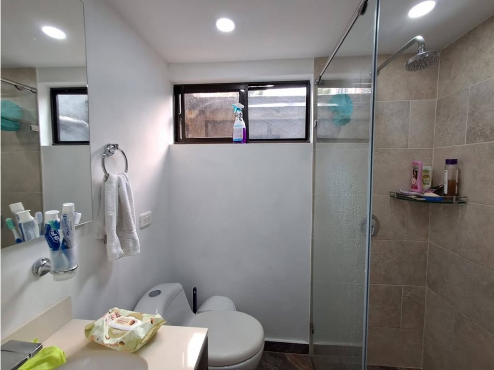 Apartamento en venta en Rodeo Alto, Medellín · foto 7 de 8