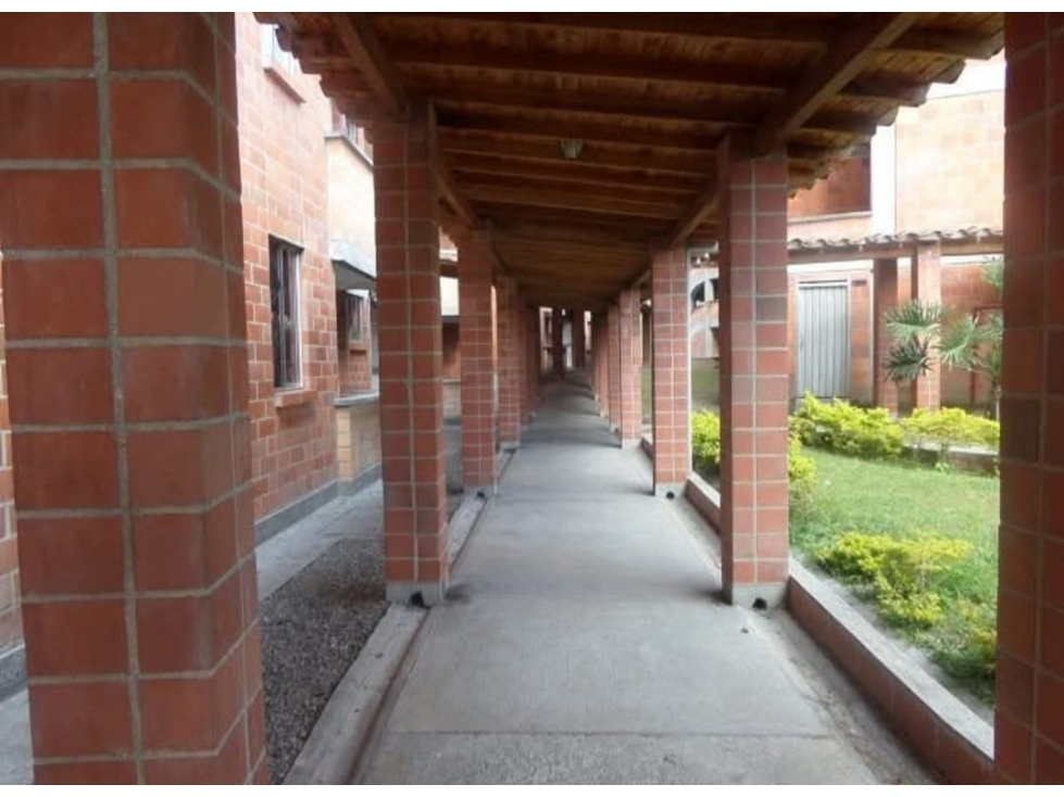 Apartamento en venta en La Pilarica, Medellín · foto 12 de 19