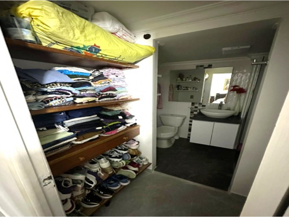 Apartamento en venta en San German, Medellín · foto 8 de 19