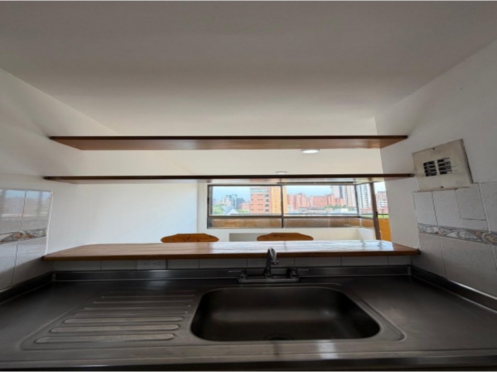 Apartamento en venta en La America, Medellín · foto 5 de 14
