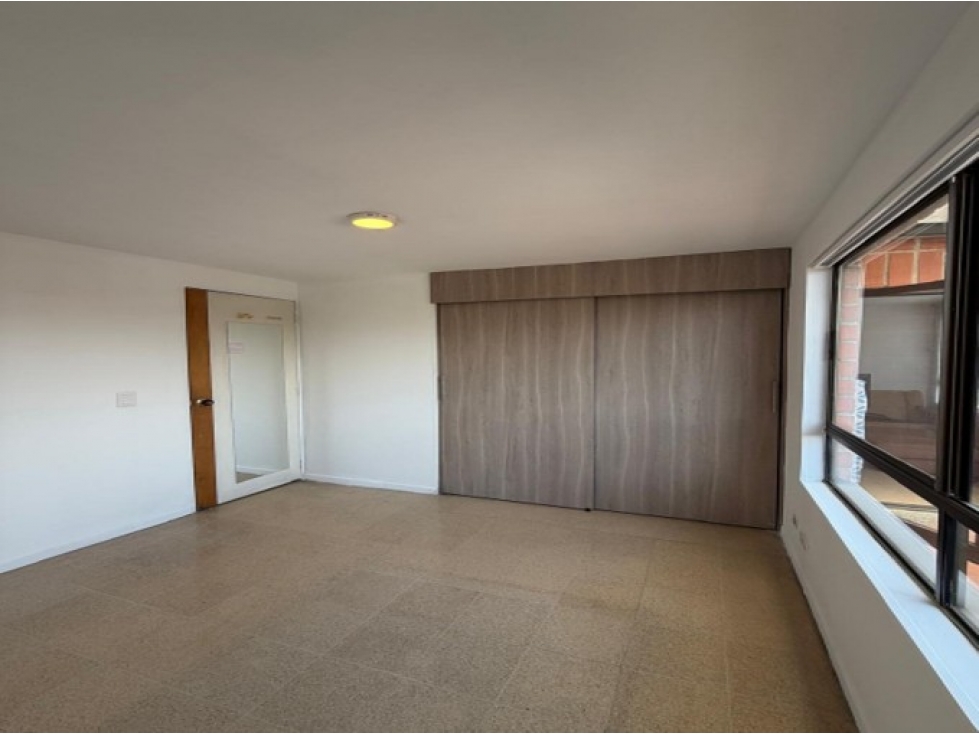 Apartamento en venta en La America, Medellín · foto 9 de 14