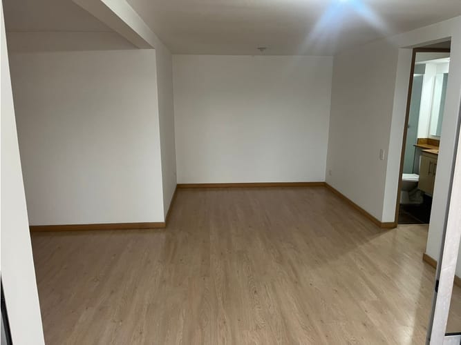 Apartamento de 3 alcobas en venta en San Joaquin, Sabaneta, 75 m² · foto 19 de 23