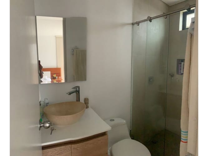 Casa de 5 alcobas en venta en Loma Del Escobero, Envigado, 215 m² · foto 10 de 12