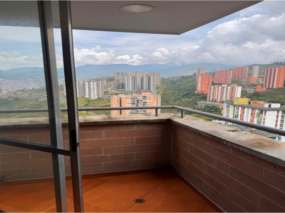 Apartamento en venta en Calasanz, Medellín · foto 15 de 22