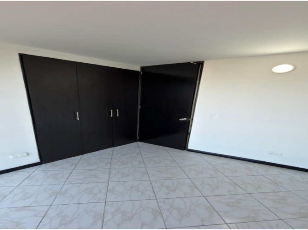Apartamento en venta en Rodeo Alto, Medellín · foto 14 de 22