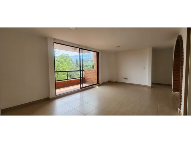 Apartamento de 3 alcobas en venta en Rodeo Alto, Envigado, 86 m² · foto 1 de 8