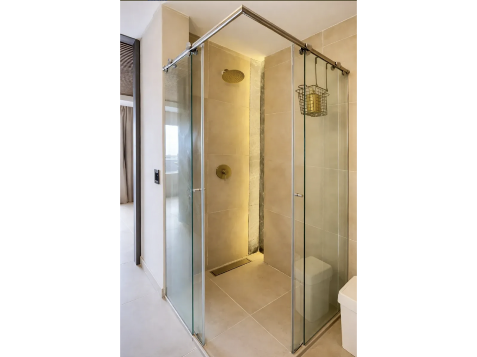 Apartamento en venta en El Poblado, Medellín · foto 4 de 18