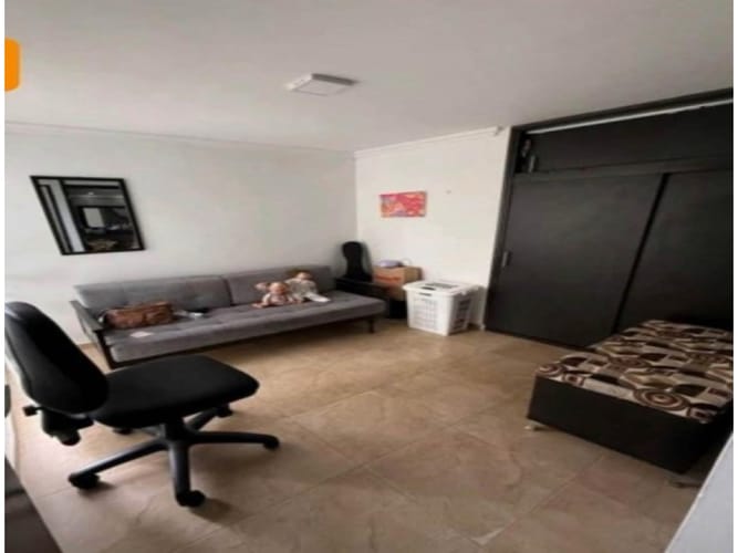 Casa de 2 alcobas en venta en Rodeo Alto, Medellín, 65 m² · foto 4 de 8