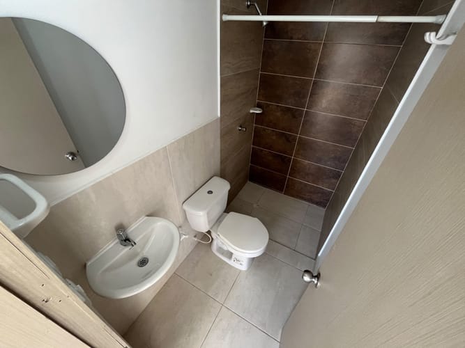 Apartamento de 2 alcobas en arriendo en Zona Industrial, Yumbo, 65 m² · foto 23 de 24