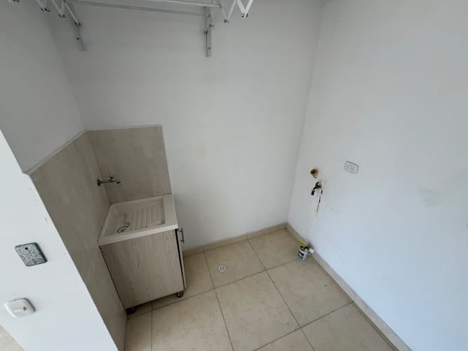 Apartamento de 2 alcobas en arriendo en Zona Industrial, Yumbo, 65 m² · foto 24 de 24