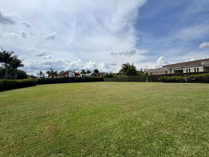 Lote en venta en El Porvenir, Rionegro, 2133 m² · foto 8 de 9