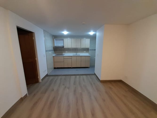 Apartaestudio en venta en Chapinero Central, Bogotá, 39 m² · foto 2 de 11