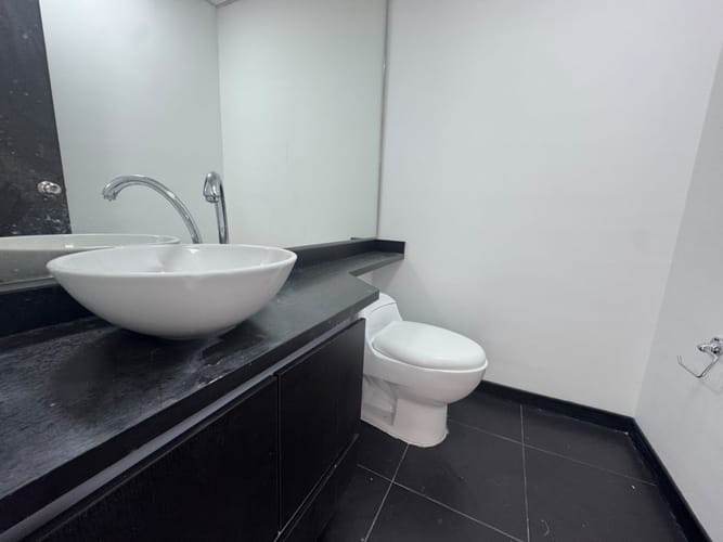 Oficina en arriendo en Castropol, Medellín, 70 m² · foto 11 de 12