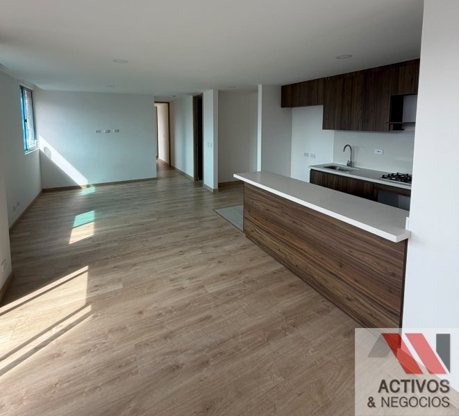 Apartamento en venta en Loma De San Jose, Sabaneta · foto 7 de 18