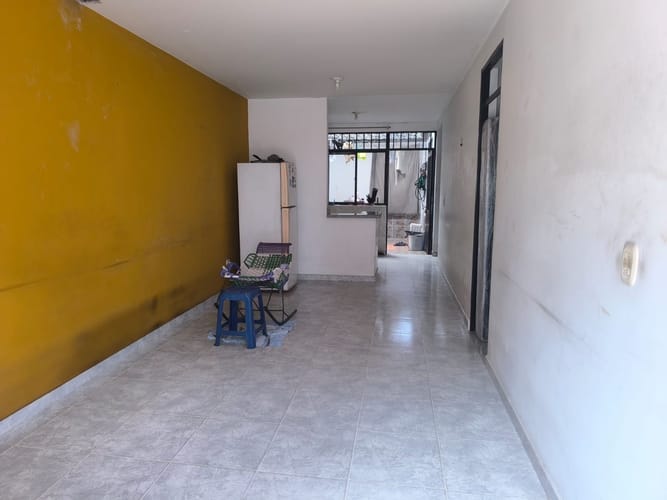 Casa de 3 alcobas en venta en Manantial, Villavicencio, 75 m² · foto 2 de 19