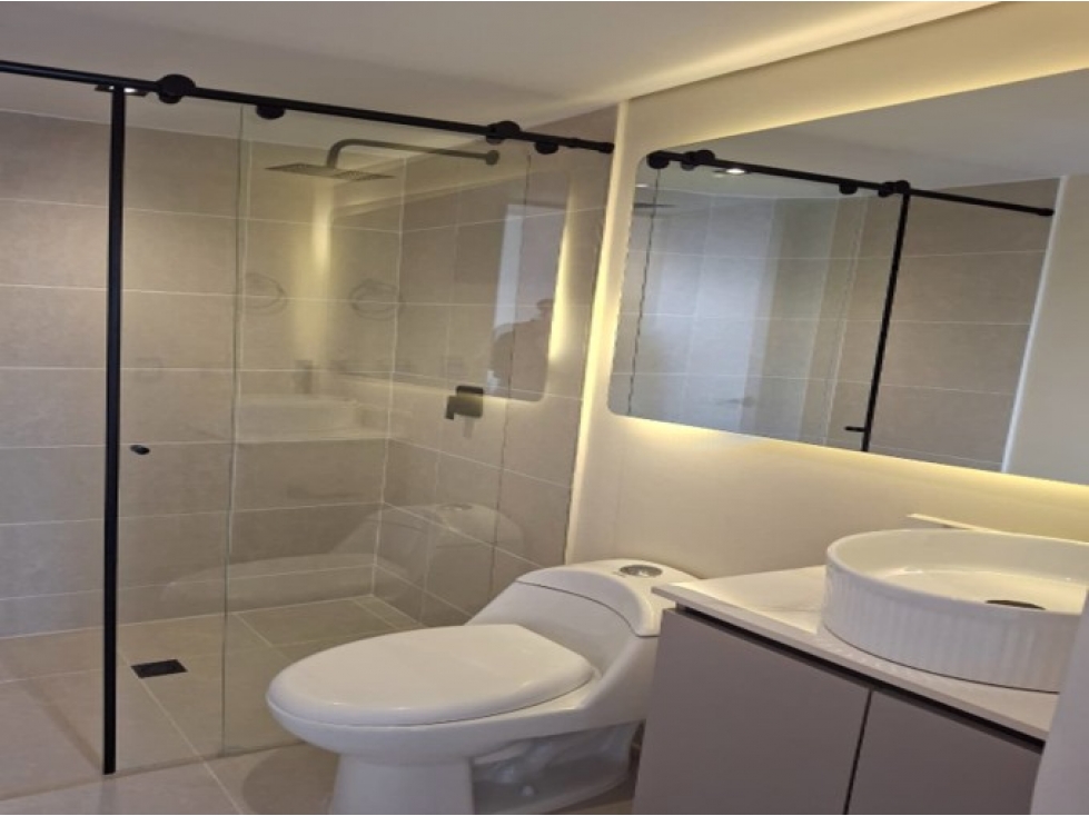 Apartamento en venta en El Poblado, Medellín · foto 11 de 13