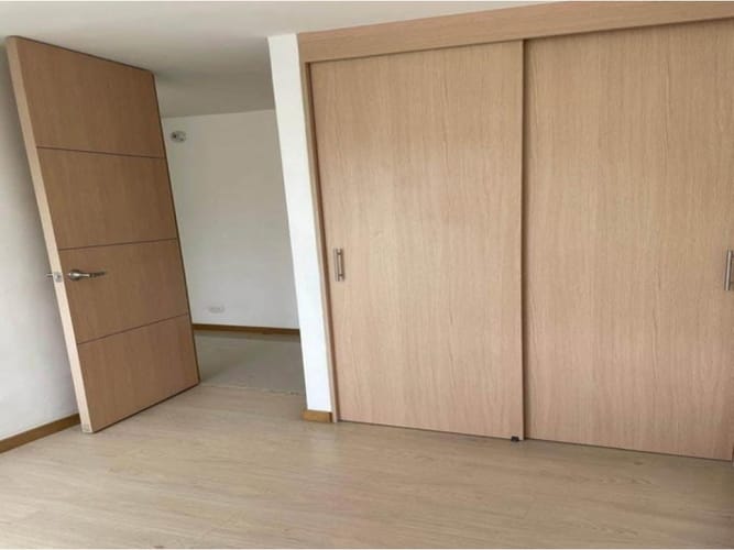 Apartamento de 3 alcobas en venta en Las Antillas, Envigado, 53 m² · foto 6 de 9