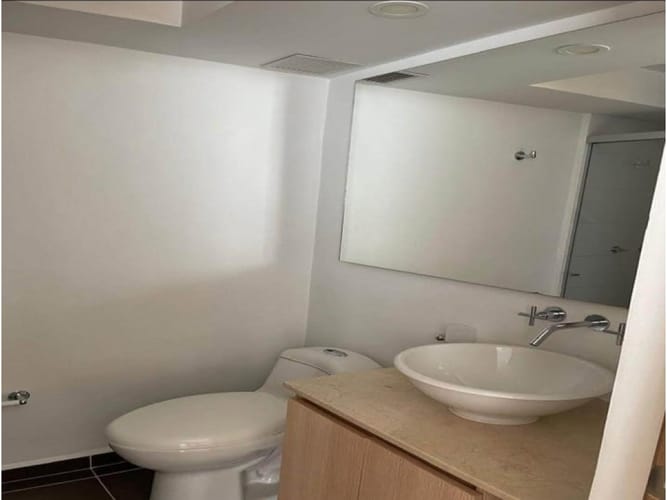 Apartamento de 3 alcobas en venta en Las Antillas, Envigado, 53 m² · foto 8 de 9