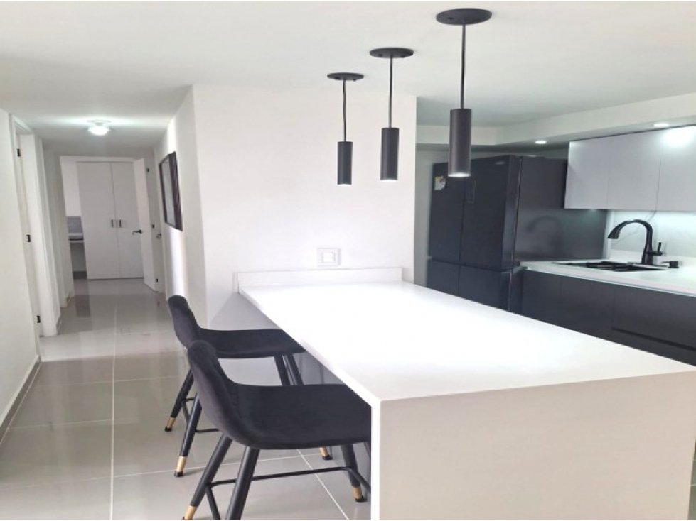 Apartamento en venta en Maria Auxiliadora, Envigado · foto 7 de 18