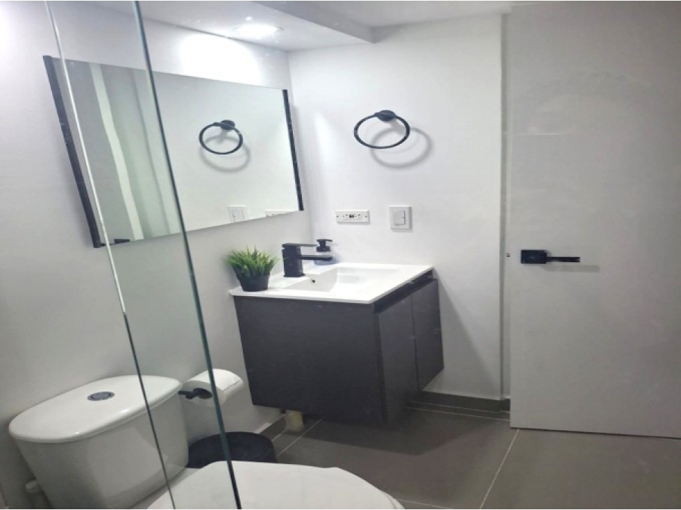 Apartamento en venta en Maria Auxiliadora, Envigado · foto 12 de 18